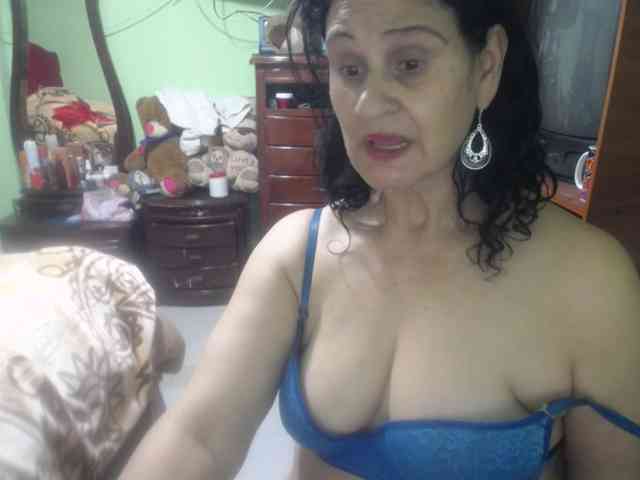 jazmin-mature webcam