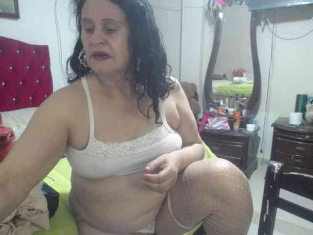 jazmin-mature webcam