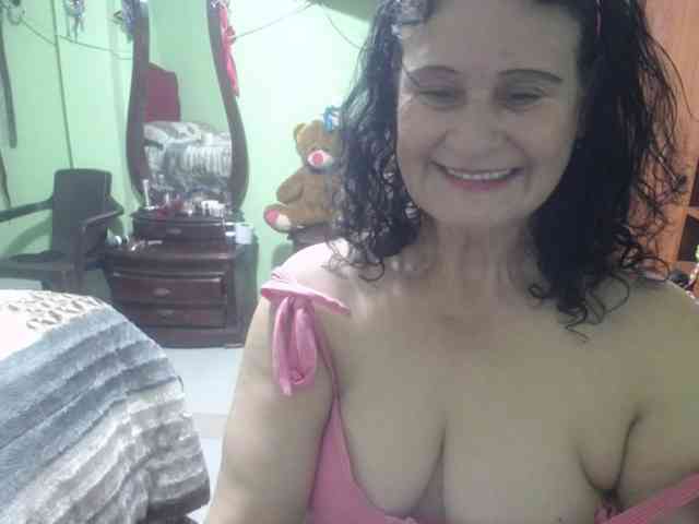 jazmin-mature webcam