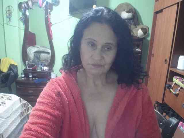 jazmin-mature webcam