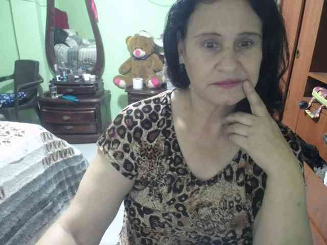 jazmin-mature webcam