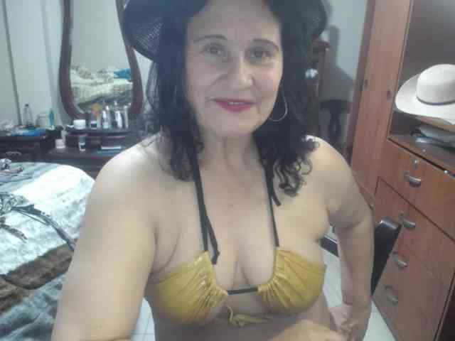 jazmin-mature webcam