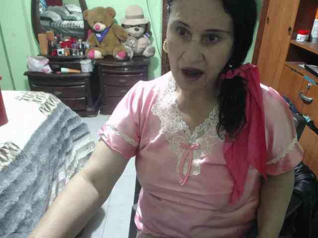 jazmin-mature webcam