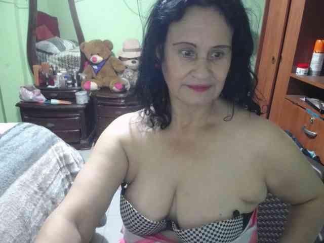 jazmin-mature webcam