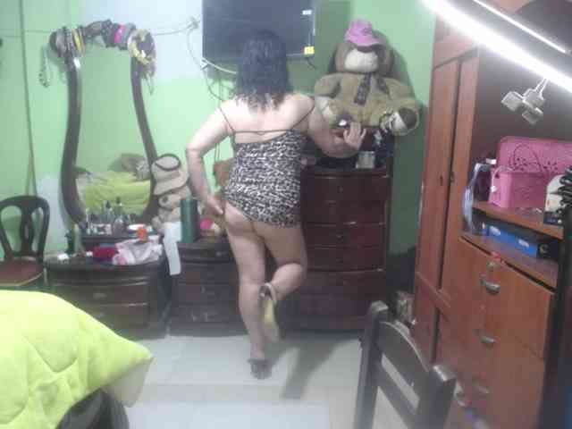 jazmin-mature webcam