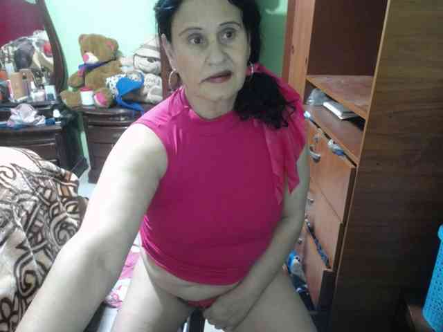 jazmin-mature webcam