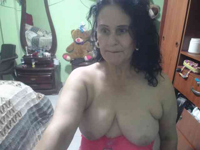 jazmin-mature webcam