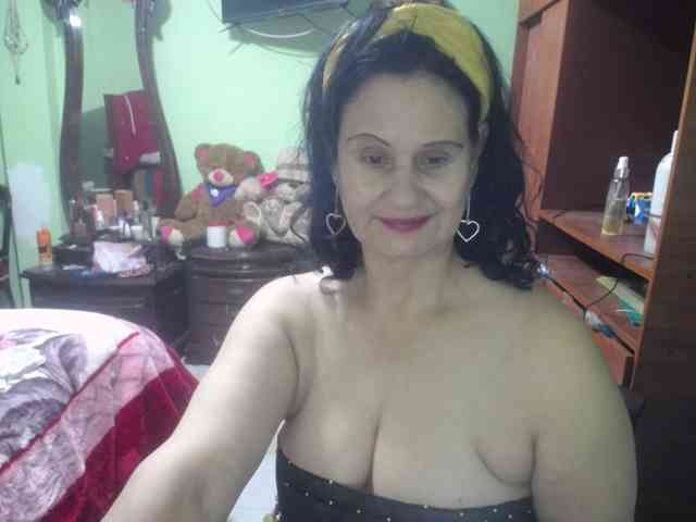 jazmin-mature webcam