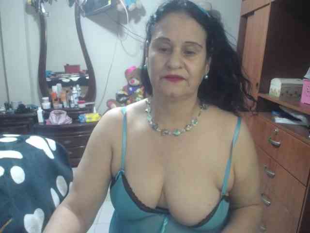 jazmin-mature webcam