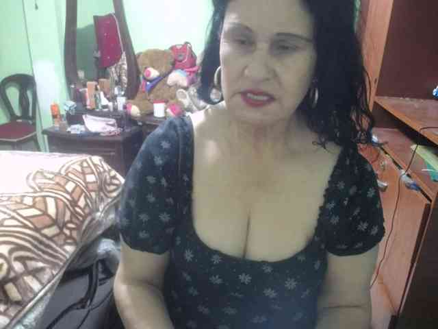 jazmin-mature webcam