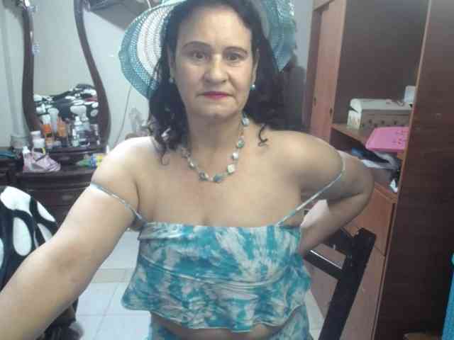 jazmin-mature webcam