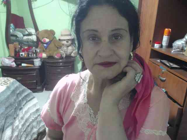 jazmin-mature webcam