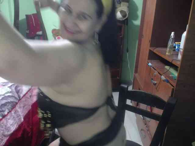 jazmin-mature webcam