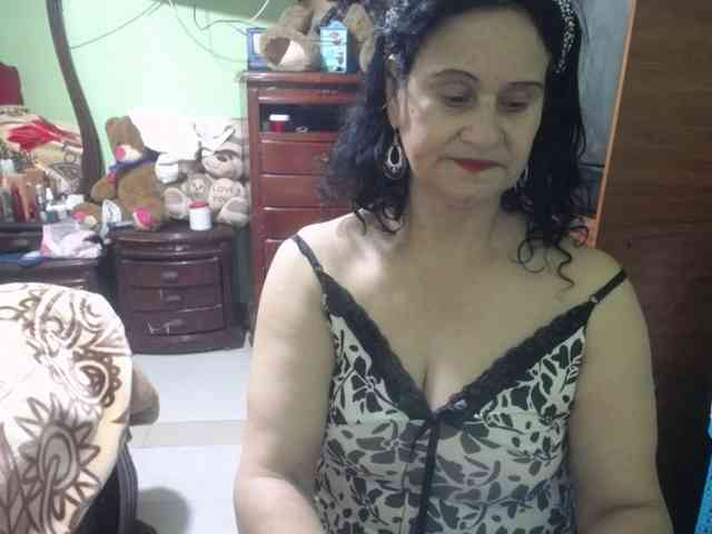 jazmin-mature webcam
