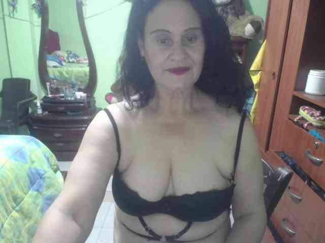 jazmin-mature webcam
