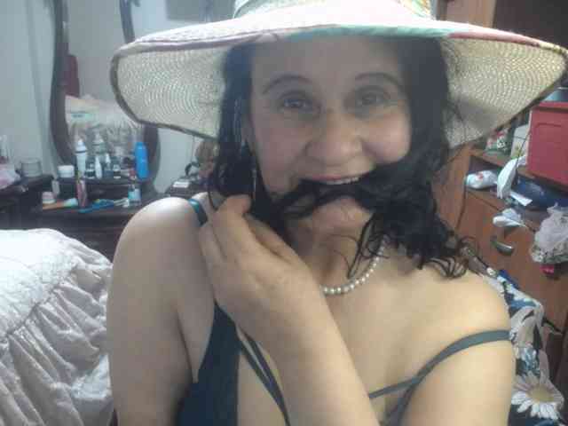 jazmin-mature webcam