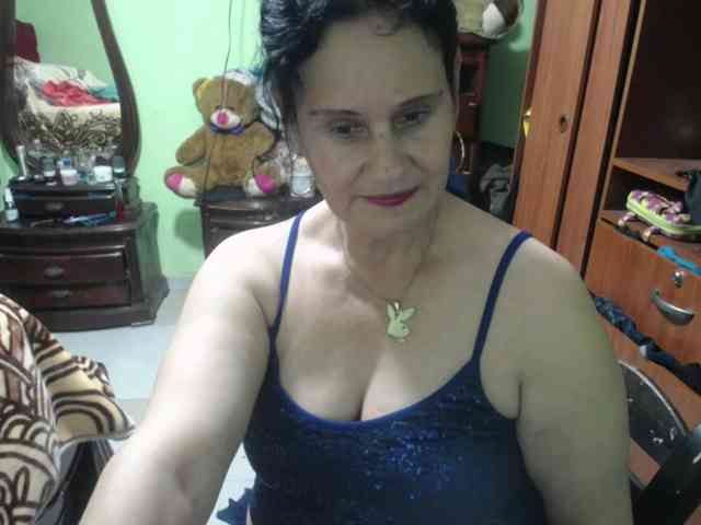 jazmin-mature webcam