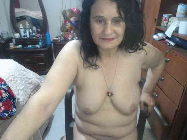 jazmin-mature webcam