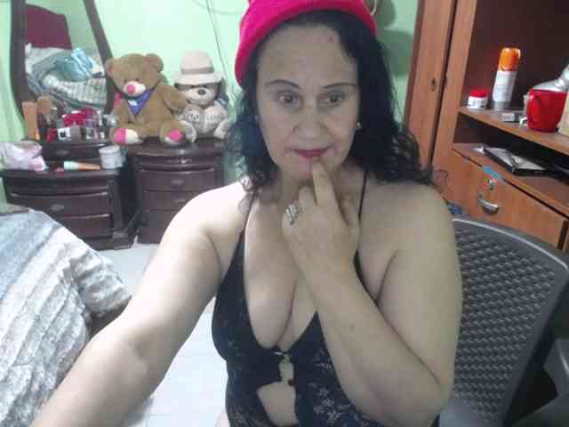 jazmin-mature webcam