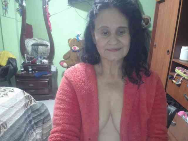 jazmin-mature webcam