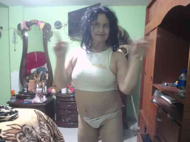 jazmin-mature webcam