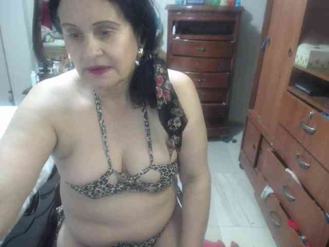 jazmin-mature jazmin-mature