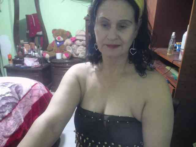 jazmin-mature webcam