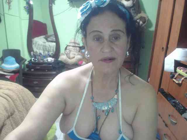 jazmin-mature webcam