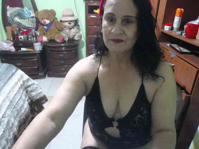 jazmin-mature webcam