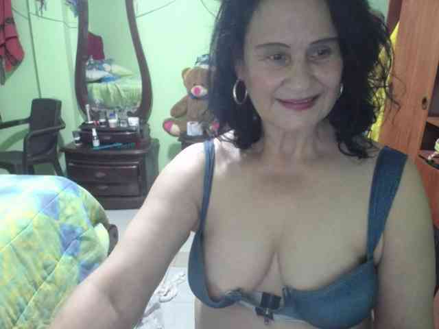 jazmin-mature webcam