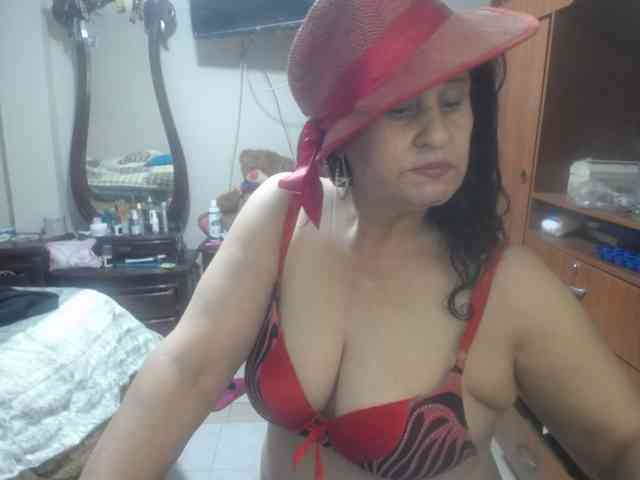 jazmin-mature webcam