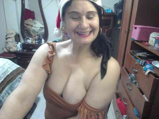 jazmin-mature jazmin-mature