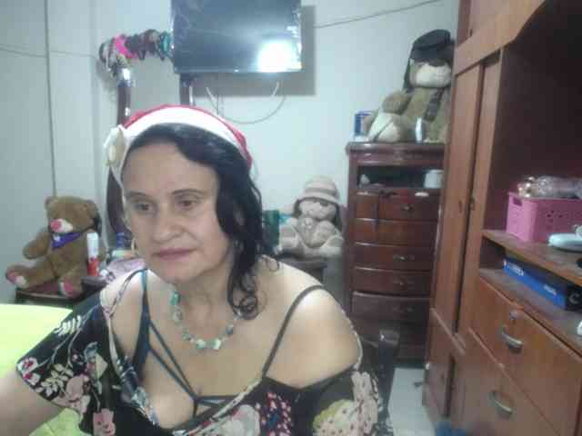 jazmin-mature webcam