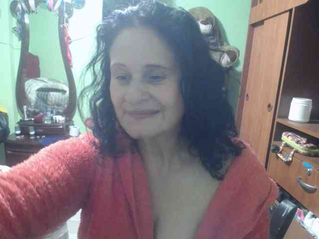 jazmin-mature webcam
