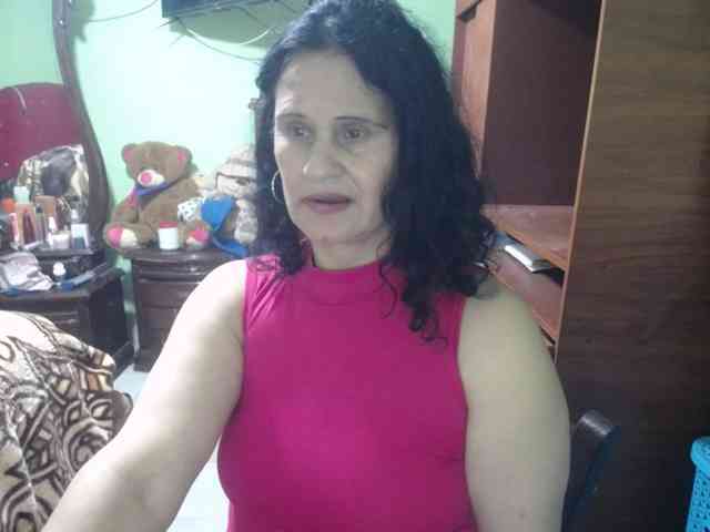 jazmin-mature webcam