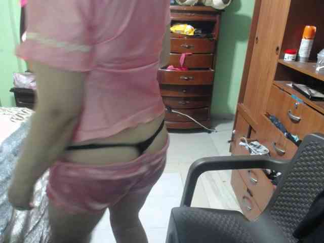 jazmin-mature webcam