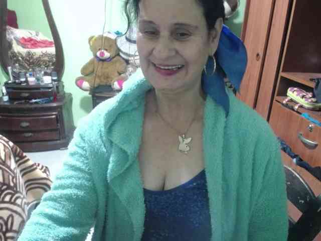 jazmin-mature webcam