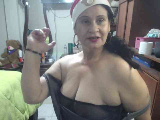 jazmin-mature webcam