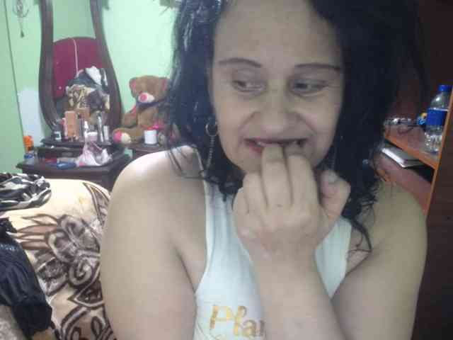 jazmin-mature webcam