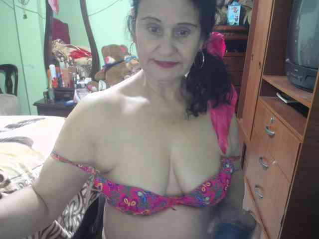 jazmin-mature webcam