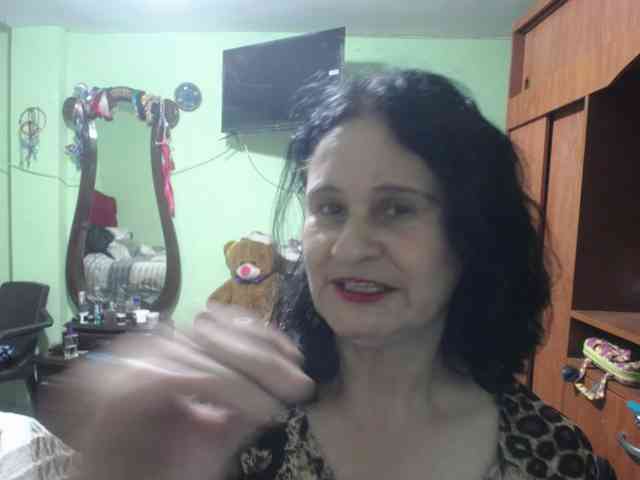 jazmin-mature webcam