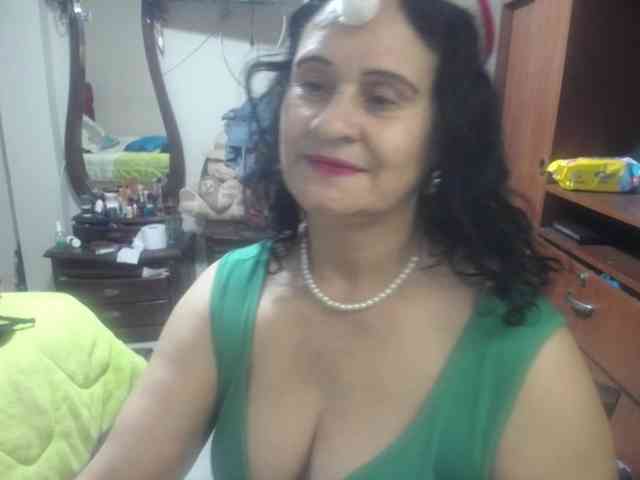 jazmin-mature jazmin-mature