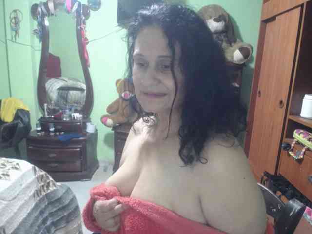 jazmin-mature webcam
