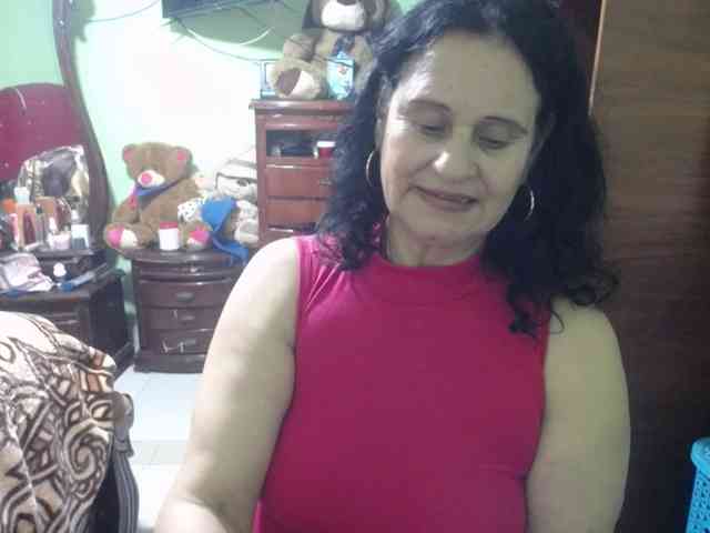 jazmin-mature webcam