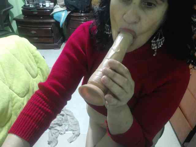 jazmin-mature webcam
