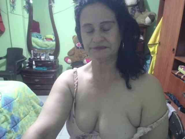 jazmin-mature webcam