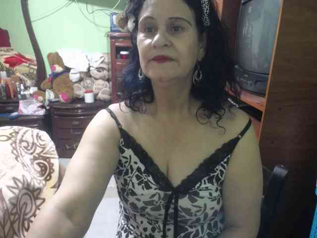 jazmin-mature webcam