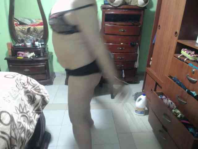 jazmin-mature