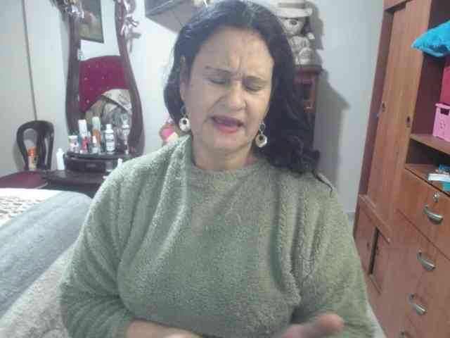 jazmin-mature webcam