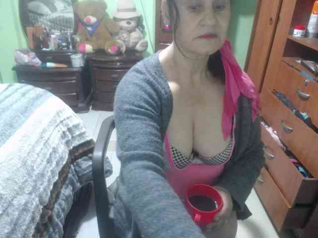 jazmin-mature webcam